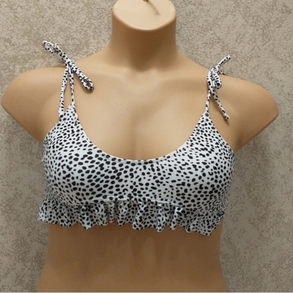 SHEIN Black and White Spotted Bikini Top